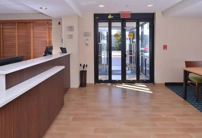 ホテル Fairfield By Marriott Rochester Henrietta/university Area