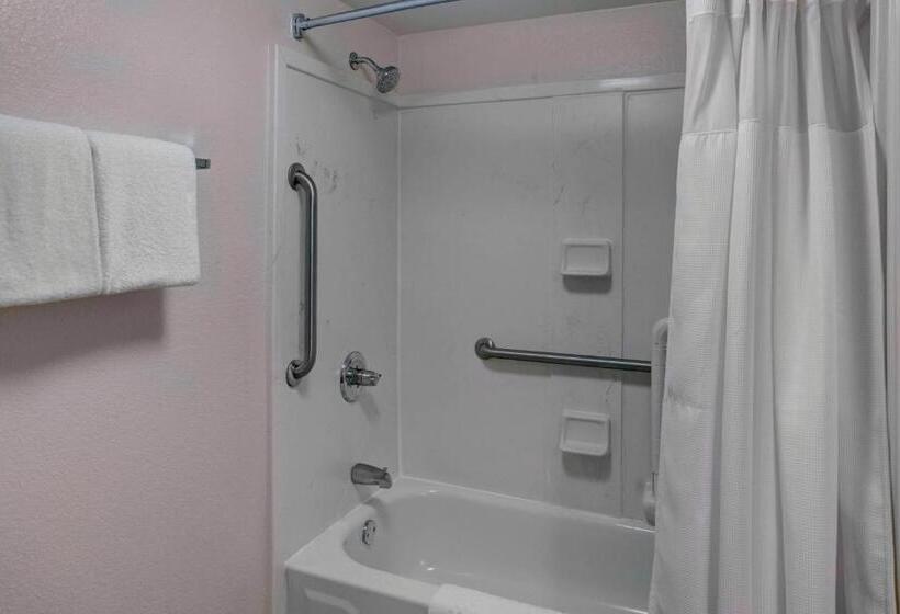 فندق Fairfield Inn & Suites By Marriott Atlanta Alpharetta