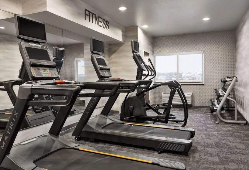 فندق Fairfield Inn & Suites Findlay