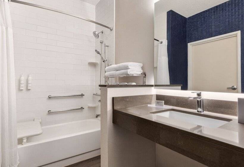 فندق Fairfield Inn & Suites Findlay