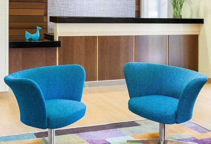 فندق Fairfield Inn & Suites Grand Rapids