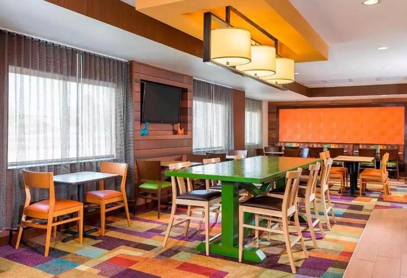 בית מלון כפרי Fairfield Inn & Suites Mansfield Ontario