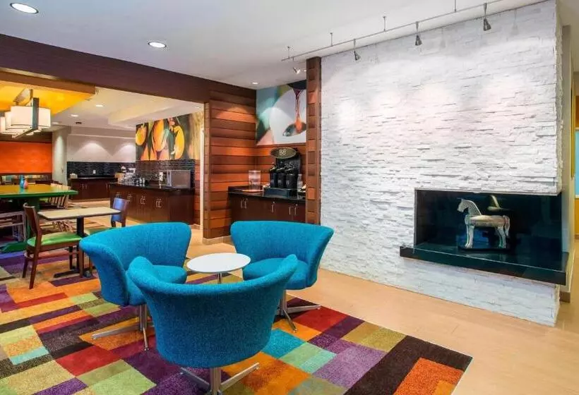 فندق Fairfield Inn & Suites Oshkosh