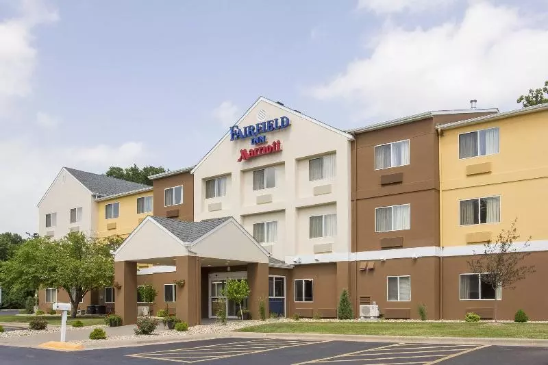 Отель Fairfield Inn & Suites By Marriott Quincy