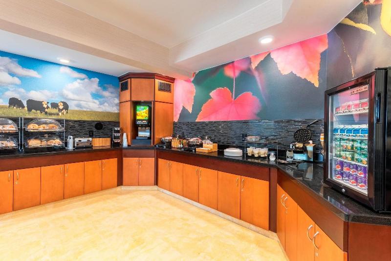 فندق Fairfield Inn & Suites Stevens Point