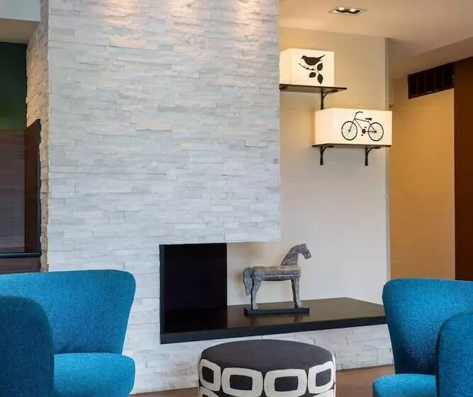 Hotelli Fairfield Inn And Suites Valparaiso