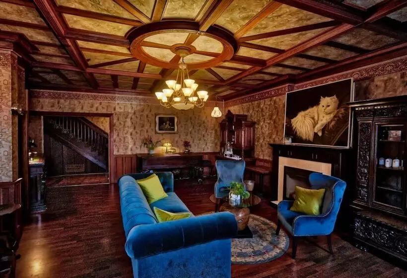 Retkeilymaja The Inn At 2nd & C