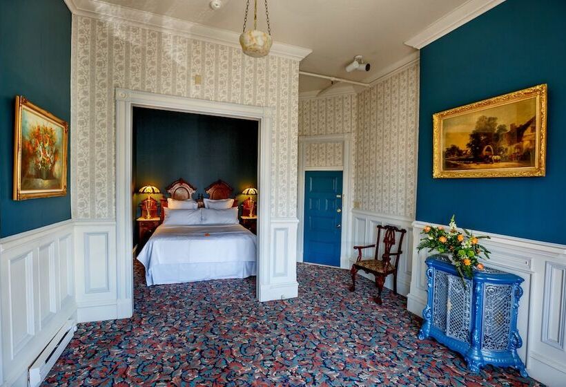 旅馆 The Inn At 2nd & C