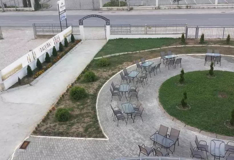 هتل Villa Grand Bitola