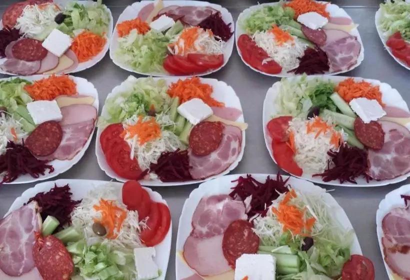 هتل Villa Grand Bitola