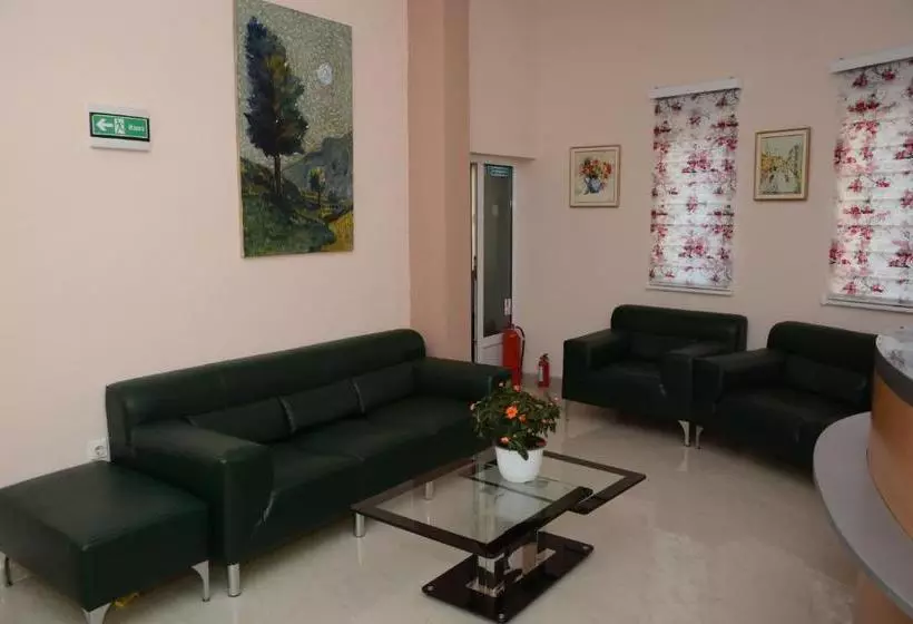 هتل Villa Grand Bitola