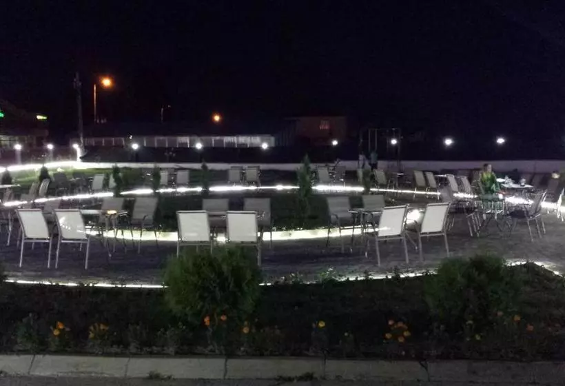 هتل Villa Grand Bitola