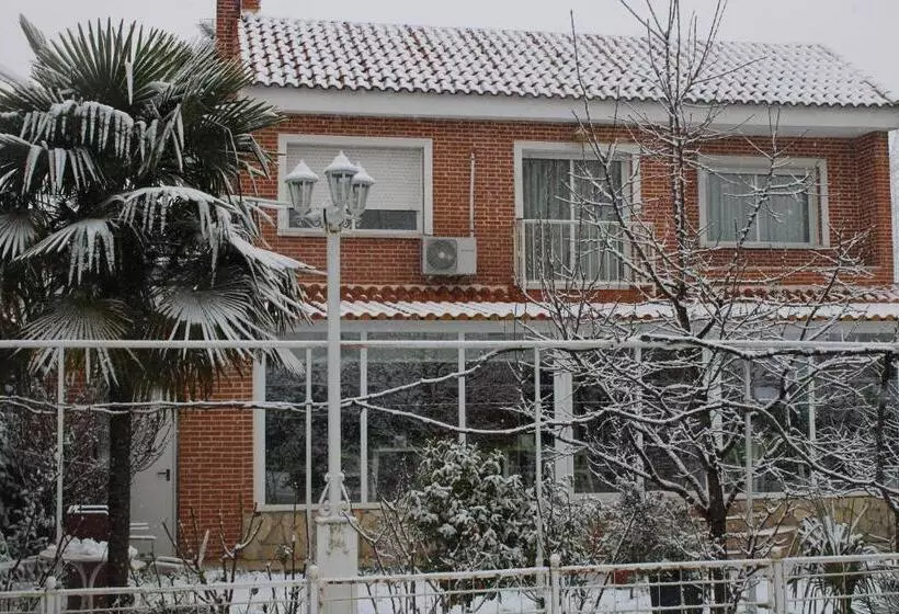 ペンション Residencial Playa Lisa