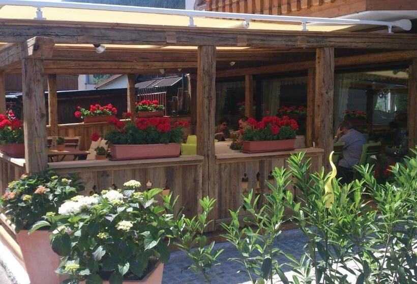 Aparthotel Krösbacher