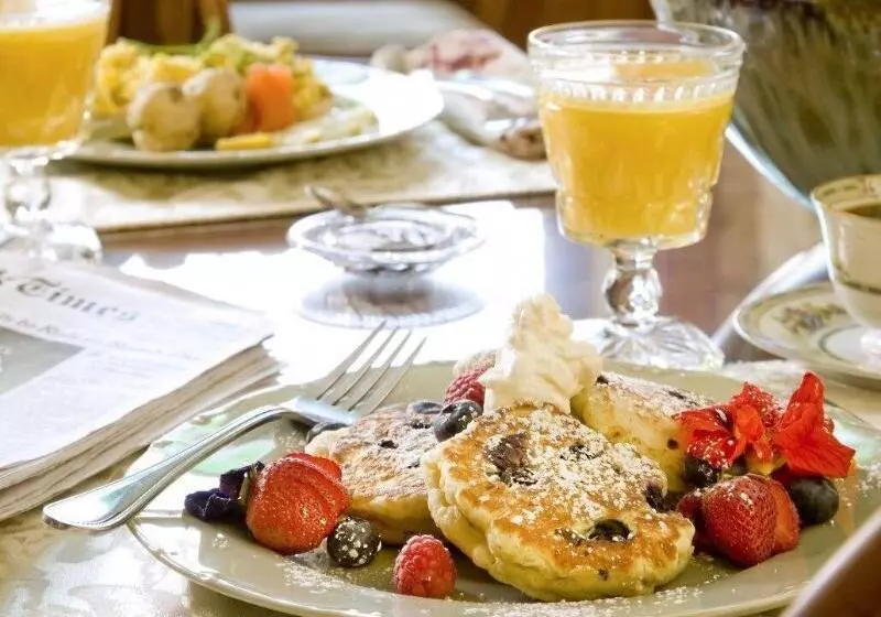 Aamiaismajoitus (B&B) William Henry Miller Inn