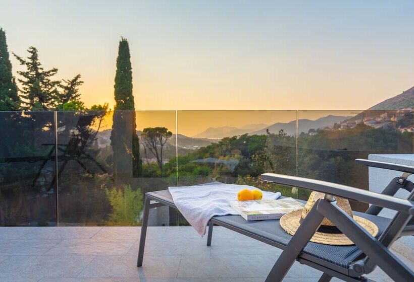 Hedera Estate - Villa Hedera