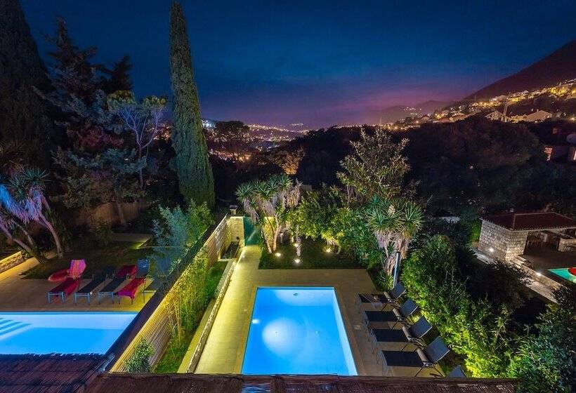 Hedera Estate - Villa Hedera