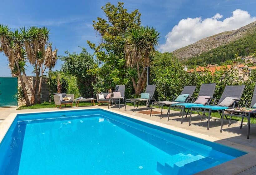 Hedera Estate - Villa Hedera