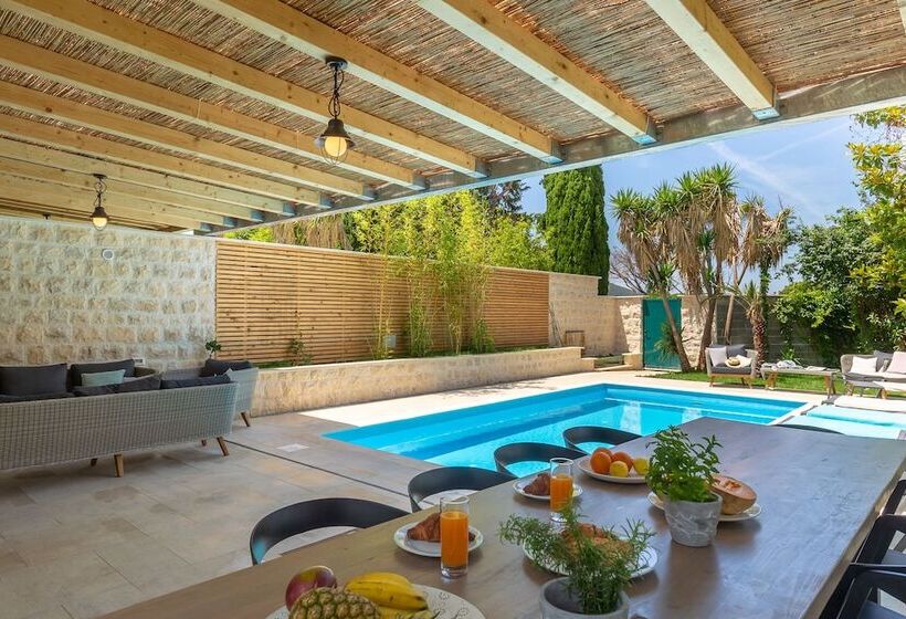 Hedera Estate - Villa Hedera