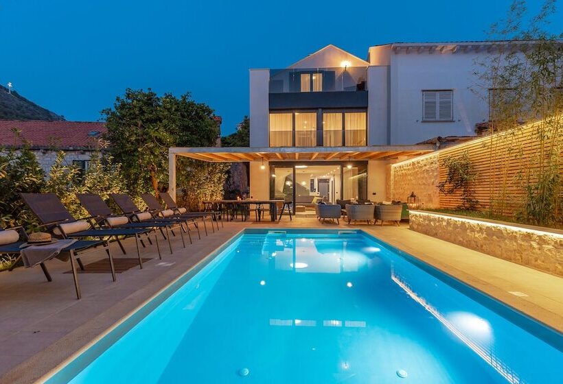 Hedera Estate - Villa Hedera