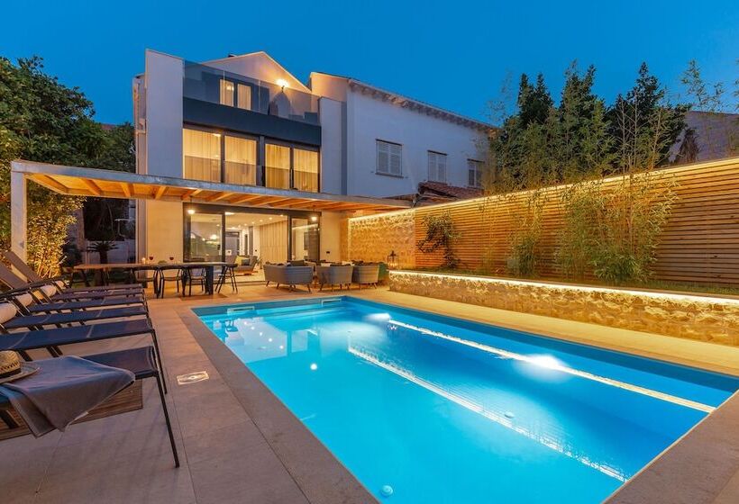 Hedera Estate - Villa Hedera