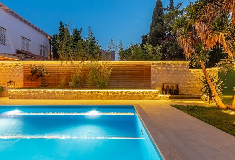 Hedera Estate - Villa Hedera