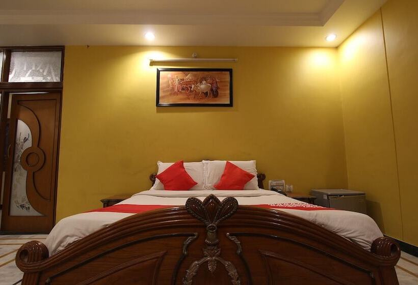 Hotel Kubera Palace By Oyo Rooms