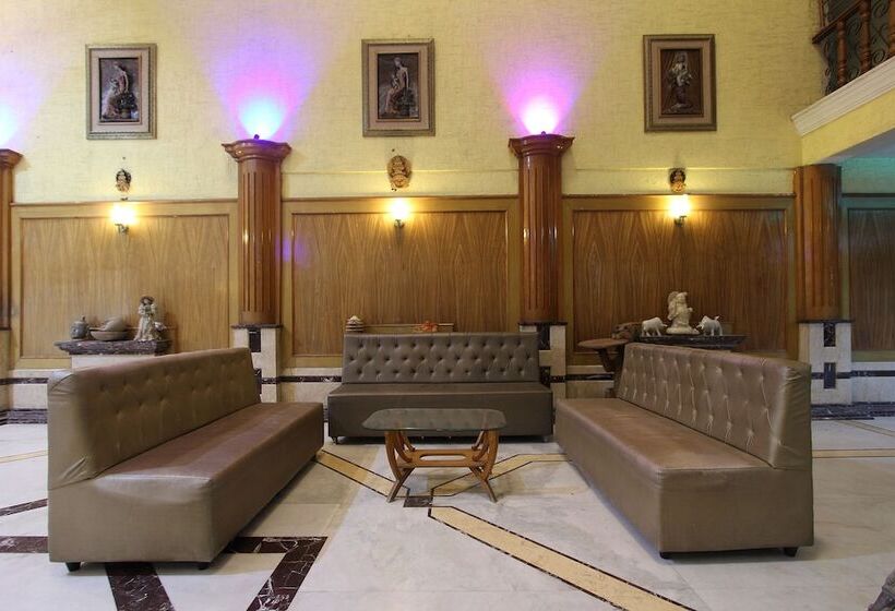 Hotel Kubera Palace By Oyo Rooms