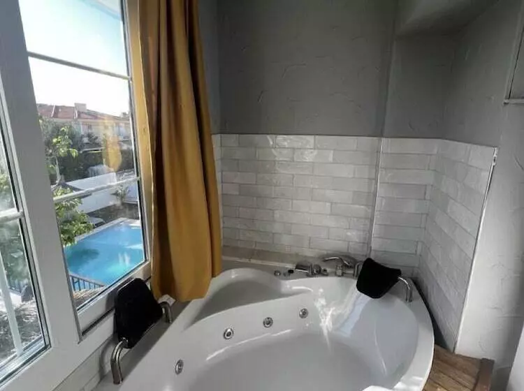 ホテル Lamira Suites Alacati