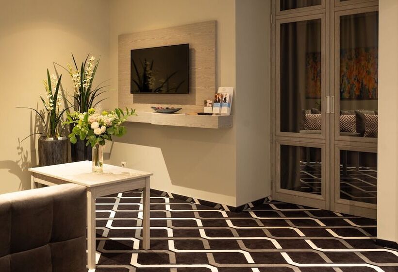 בית מלון כפרי Ostrovskiy