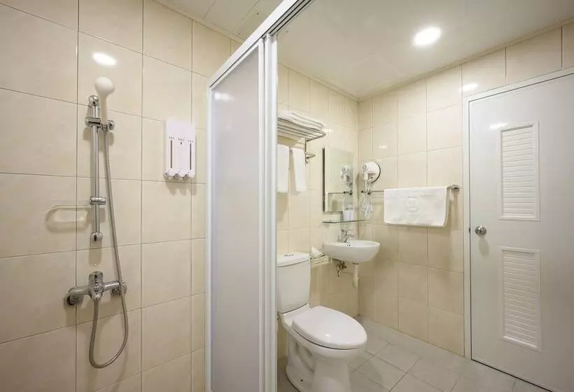 هتل P Inn