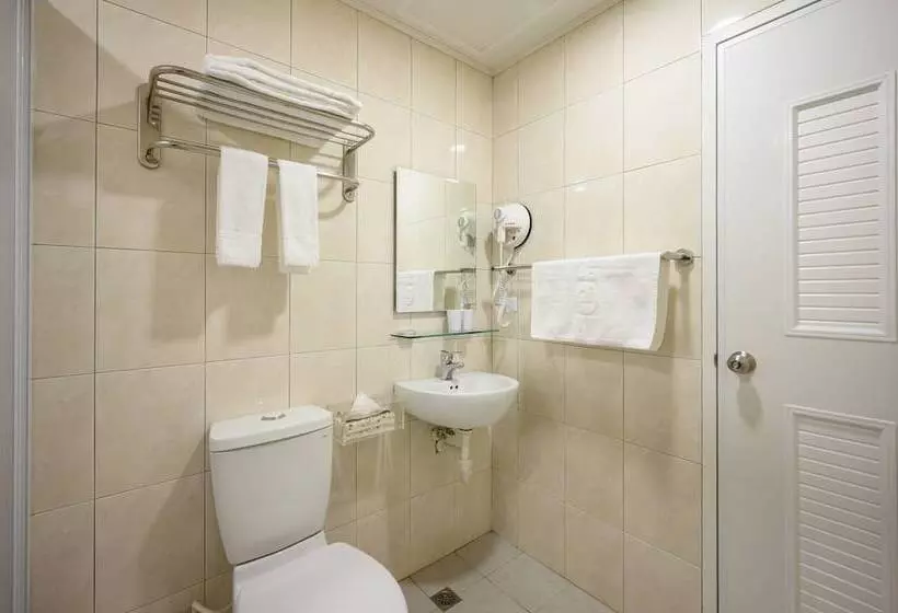 هتل P Inn
