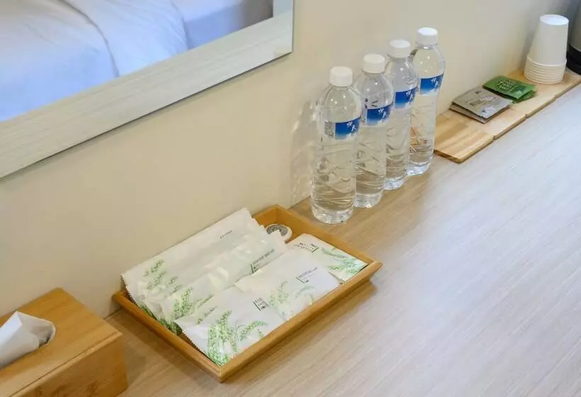 هتل P Inn