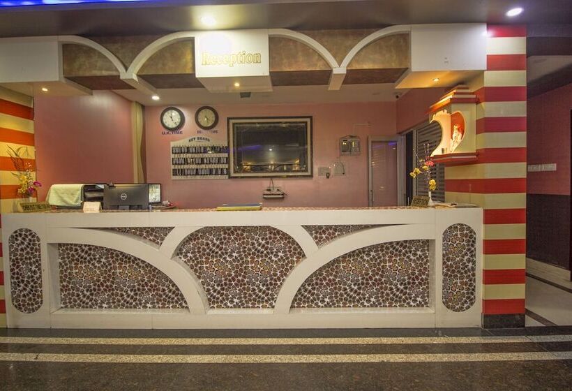 Hotel Collection O Palm Group