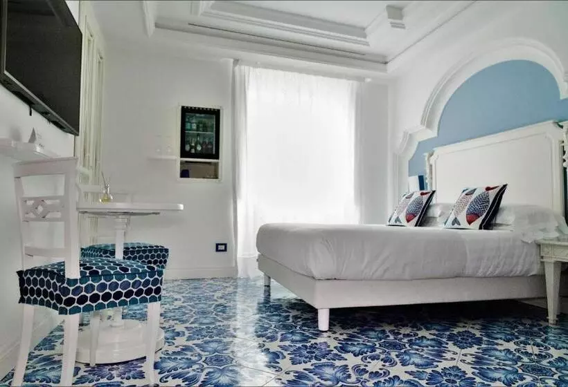 هتل Piazzetta Diefenbach