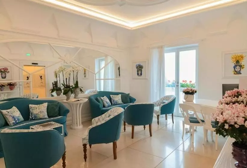 هتل Piazzetta Diefenbach