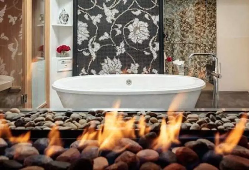 Hotelli Relais Chateaux Camden Harbour Inn