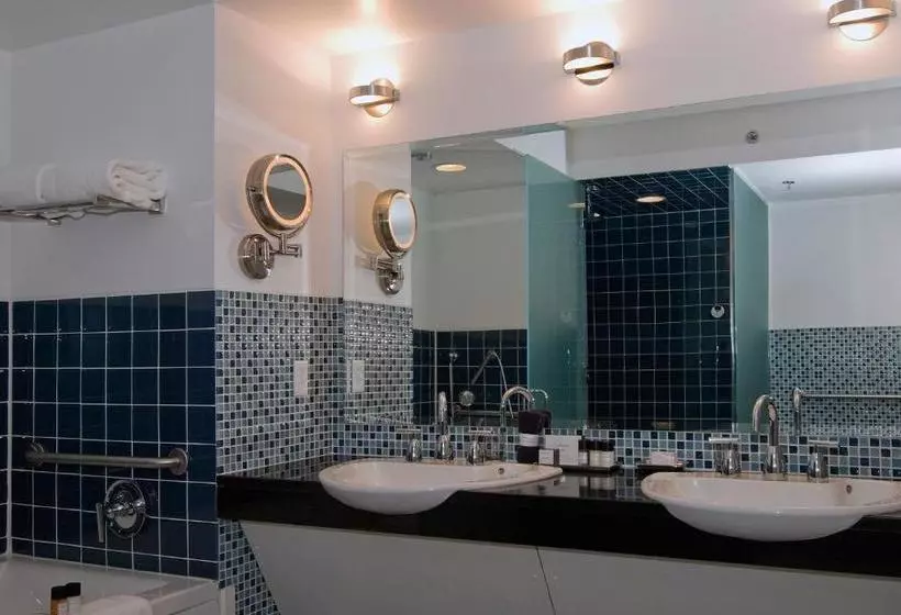 Hotelli Relais Chateaux Camden Harbour Inn