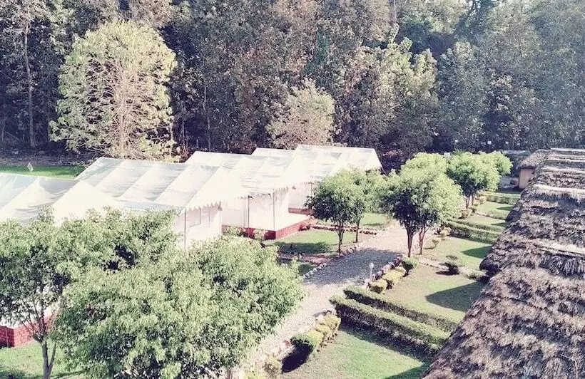 Hotel Vb9 Corbett Resort