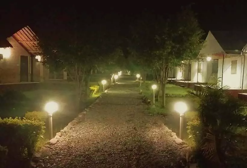 Hotel Vb9 Corbett Resort