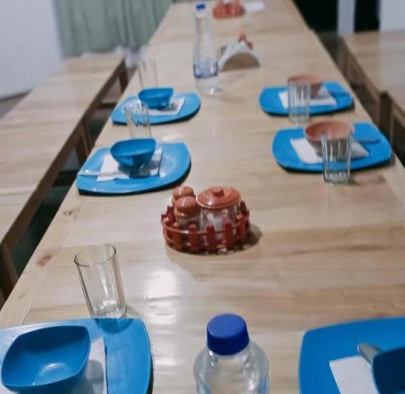 هتل White House, Leh