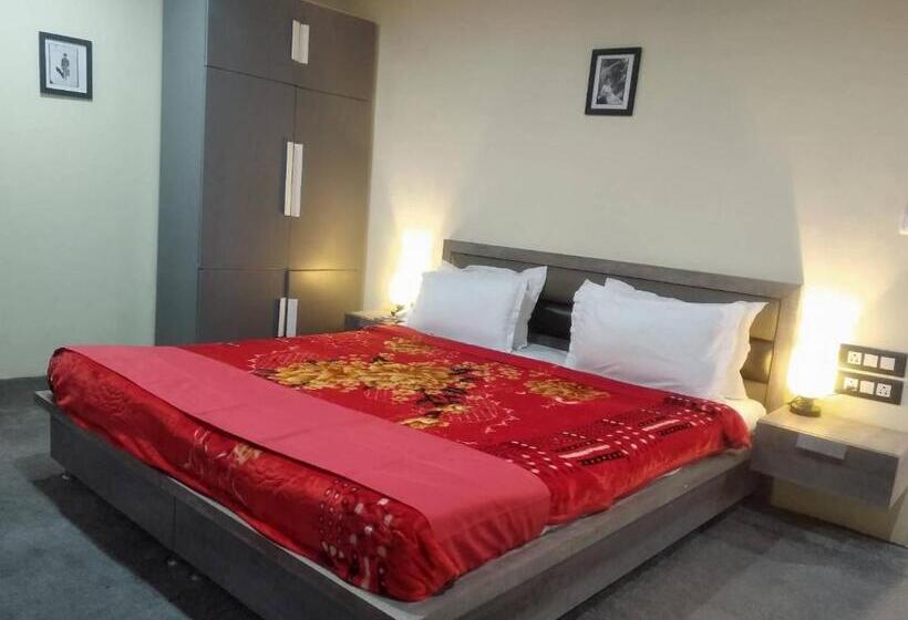 هتل White House, Leh