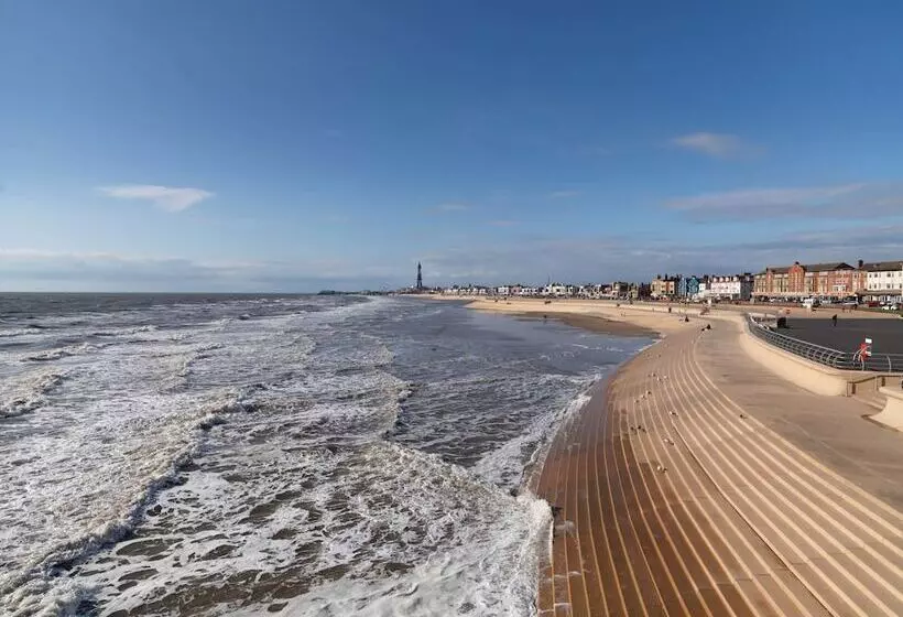 Hy Hotel Lytham St Annes, BW Premier Collection