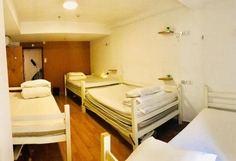 Lazy Gaga Hostel Guangzhou