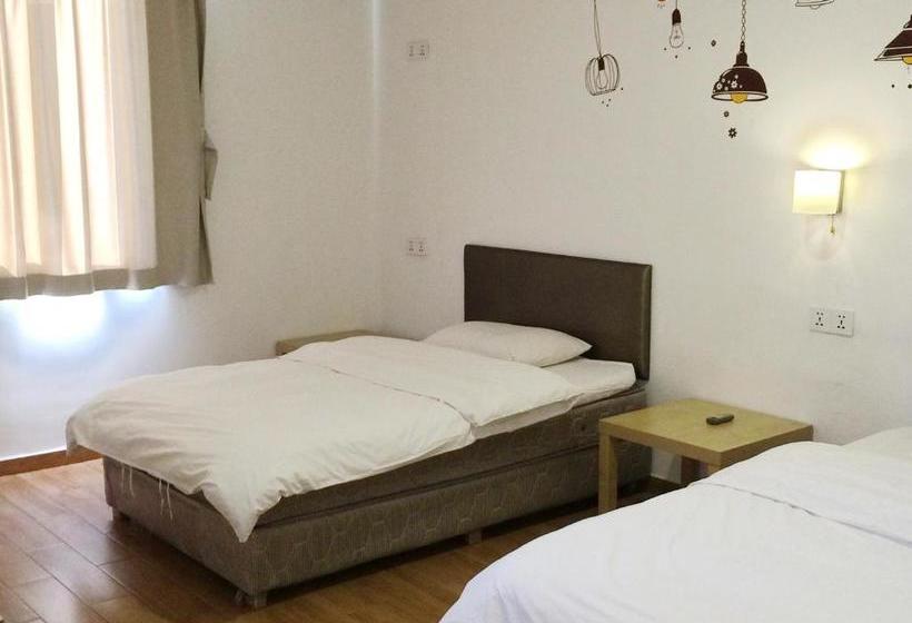 Lazy Gaga Hostel Guangzhou