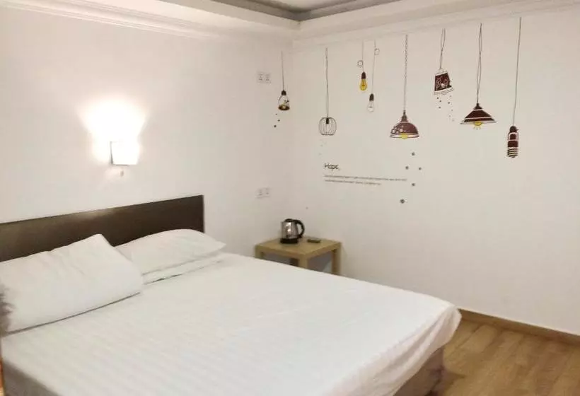 Lazy Gaga Hostel Guangzhou