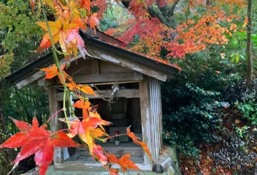 بنسيون Akitsuki Kominka Yado You