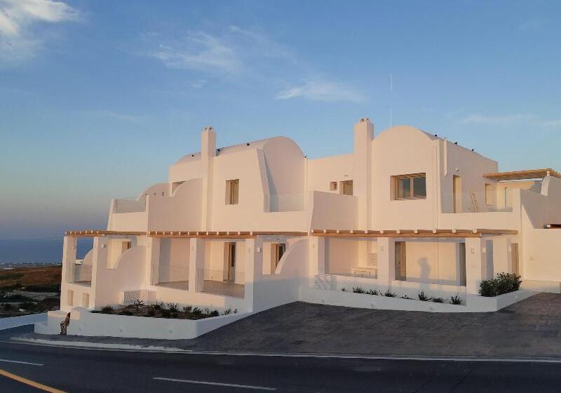 پانسیون Symphony Suites Santorini