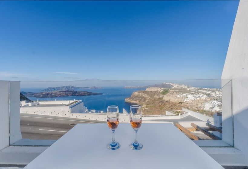 پانسیون Symphony Suites Santorini