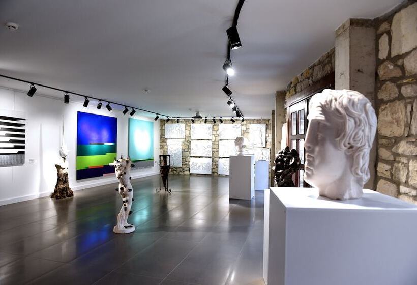 Pintura Urla Butik Otel & Sanat Galerisi